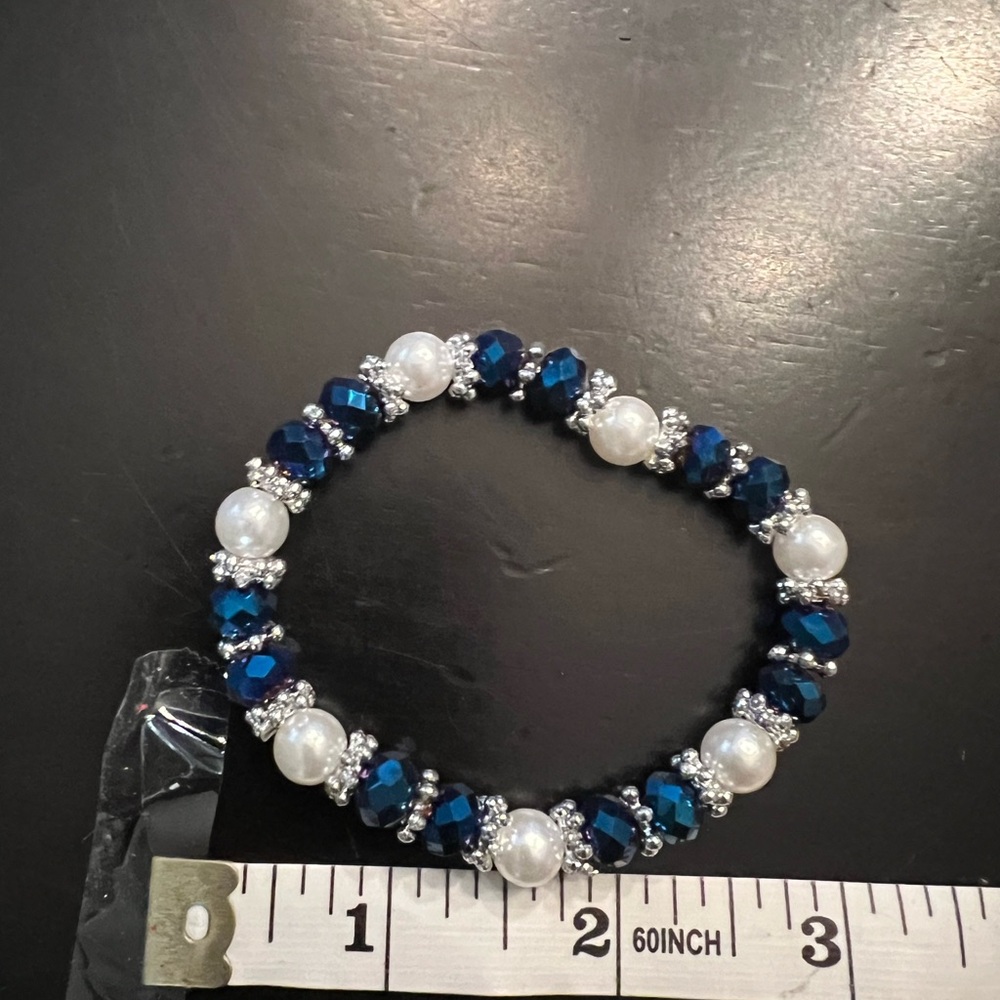 Elegant Blue and Silver Beaded Bracelet